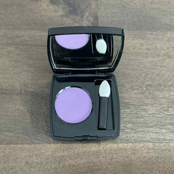 Chanel Ombre essentielle longwearing shadow - Picture 5 of 5